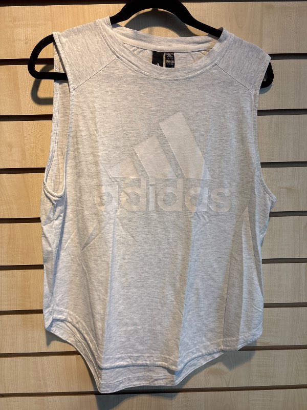 Adidas toppur