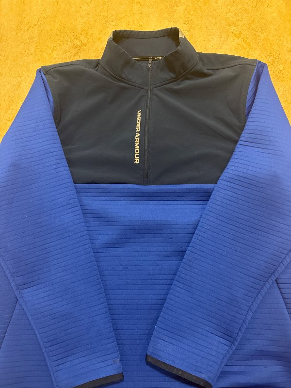 UNDER Armour
