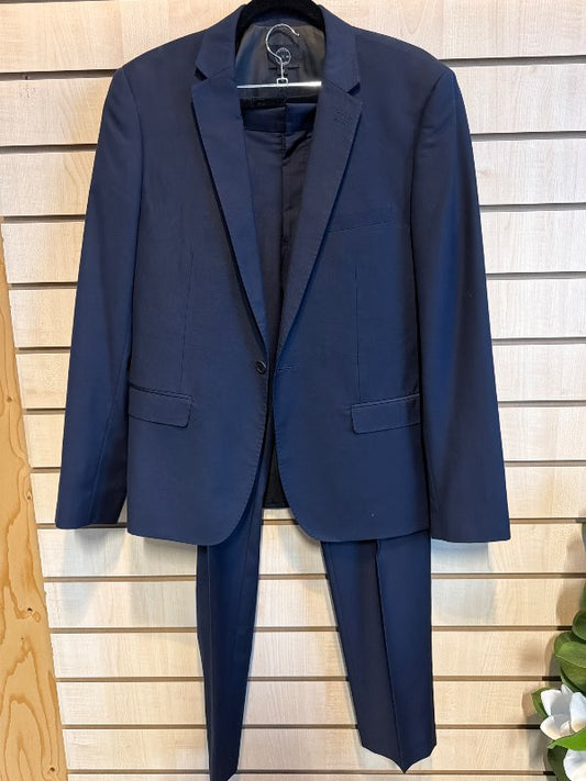 Suit dragt