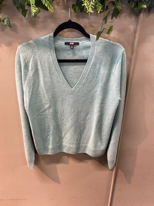 Uniqlo peysa