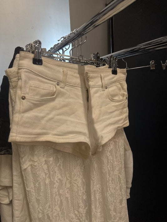 H&M galla stuttbuxur