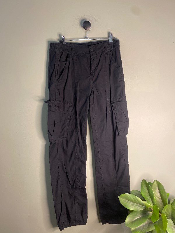 HM cargo buxur