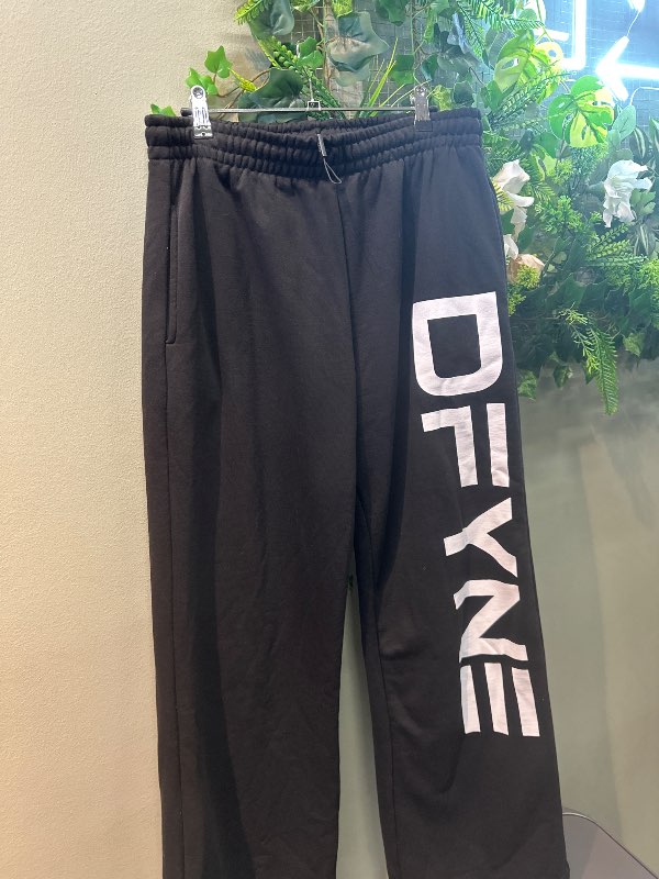 DFYNE buxur