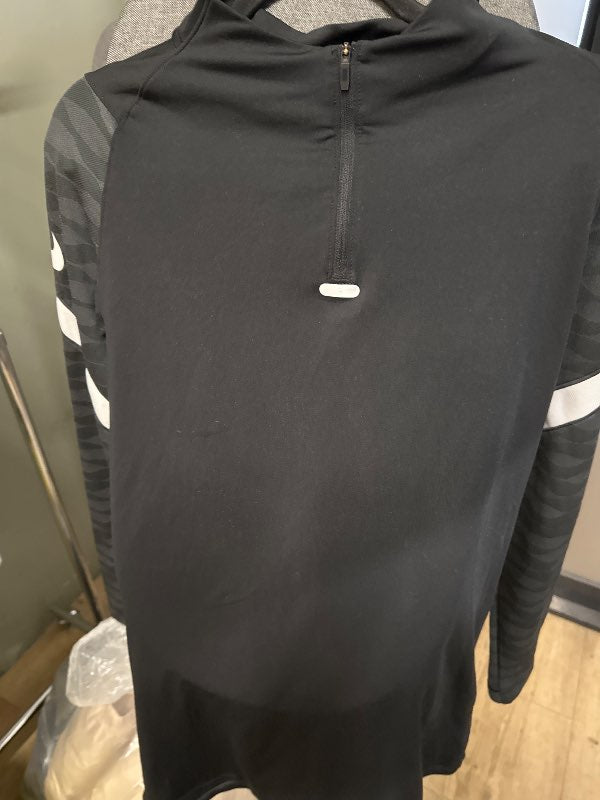 Nike Dri Fit Peysa