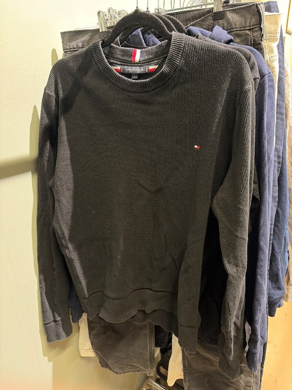 Tommy H crewneck