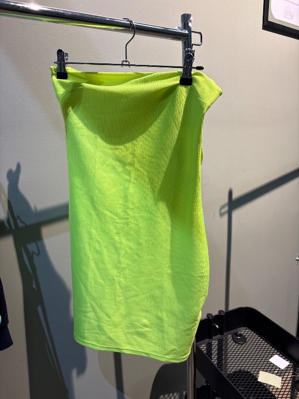 Neon kjóll