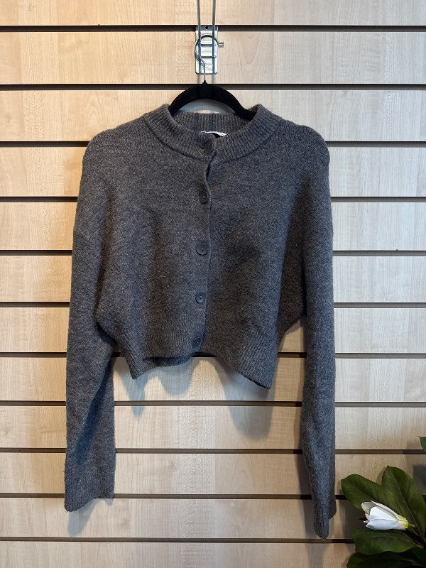 Zara hneppt peysa