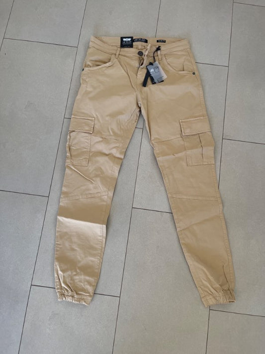 Ljósar buxur, slim fit