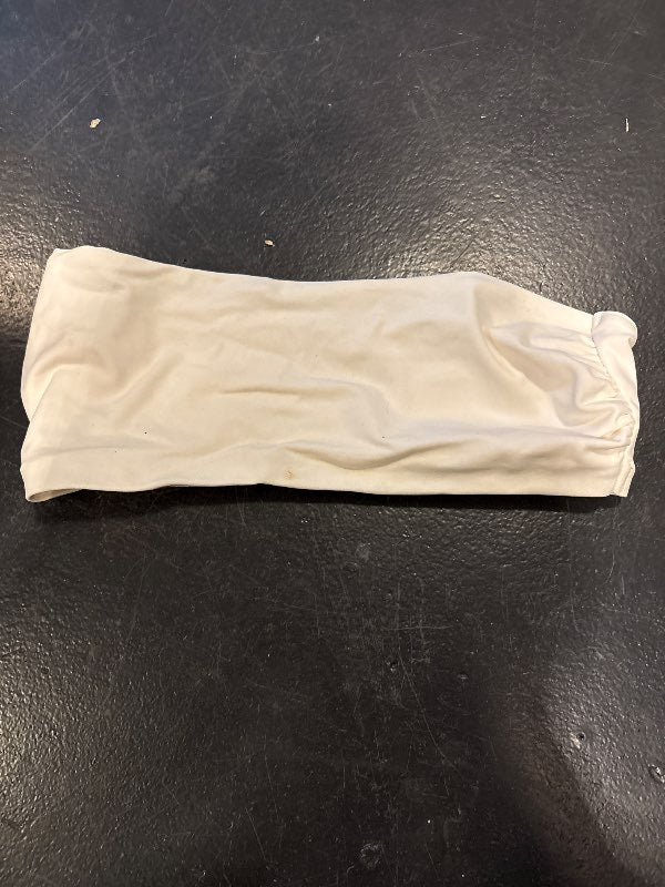 Hvítur bikini toppur