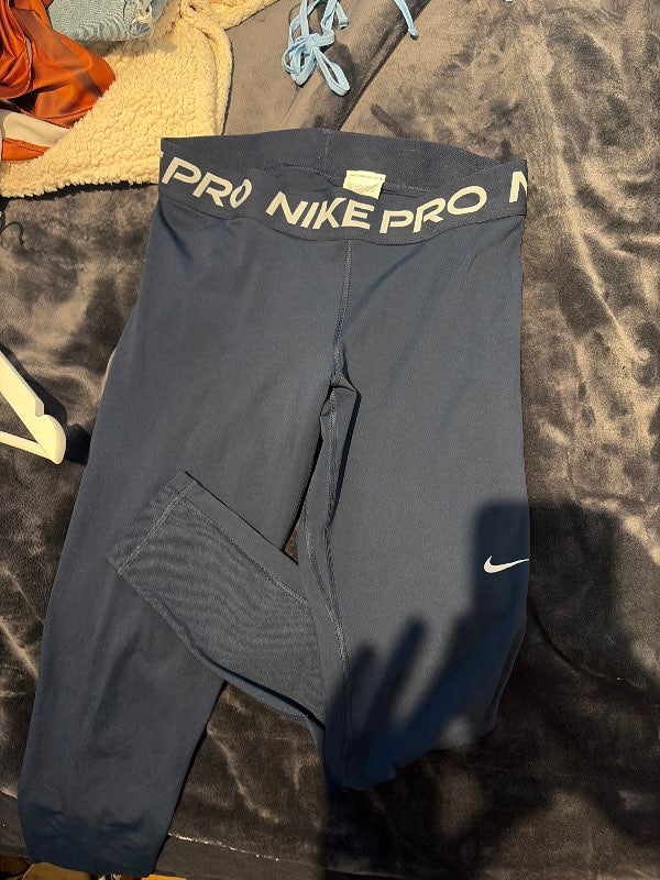 Nike leggings