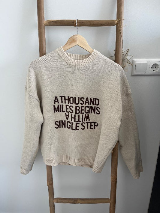Beige peysa Bershka