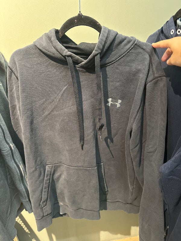 Peysa Under Armor