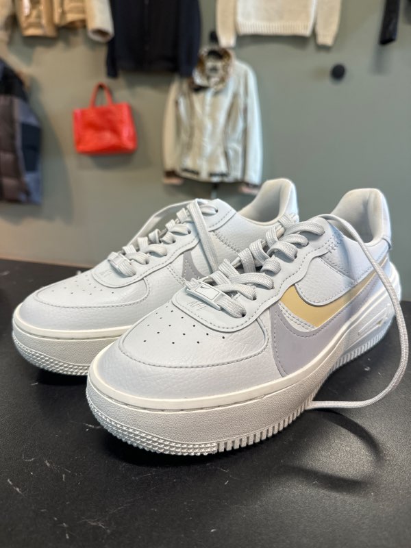 Nike Air Force 1 WmNS