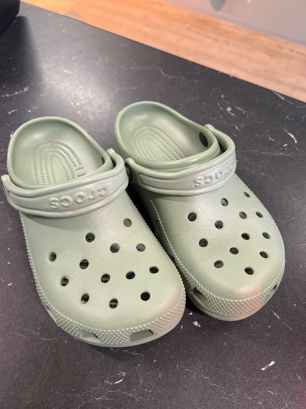 Crocs