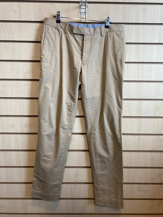 Polo beige buxur