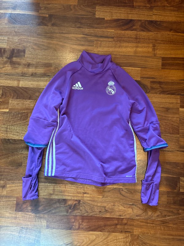 Ronaldo peysa