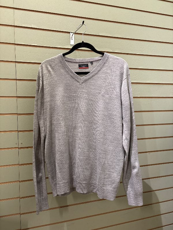 Pierre Cardin V-neck