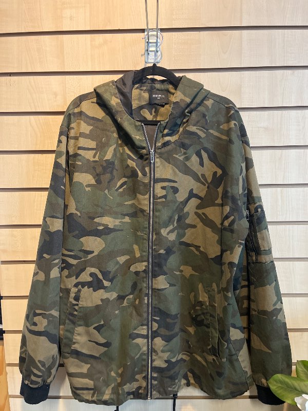 Forever 21 Camo Zip