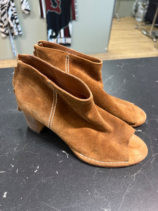 Clarks