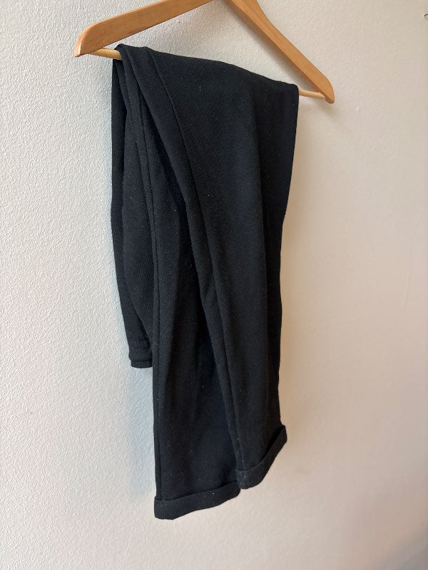 Zara svartar buxur m broti