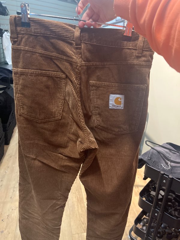 carhart brunar buxur