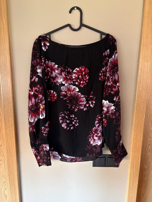 Lindex blómablússa st. L/14