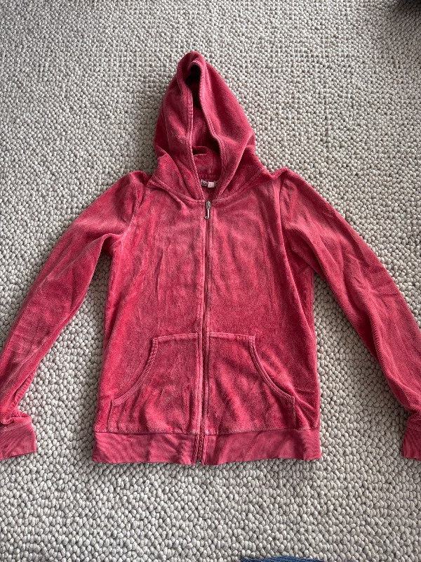 Juicy Couture rennd hettupeysa bleik