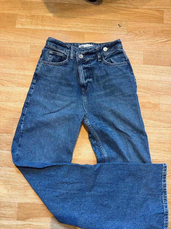 Zara gallabuxur fold