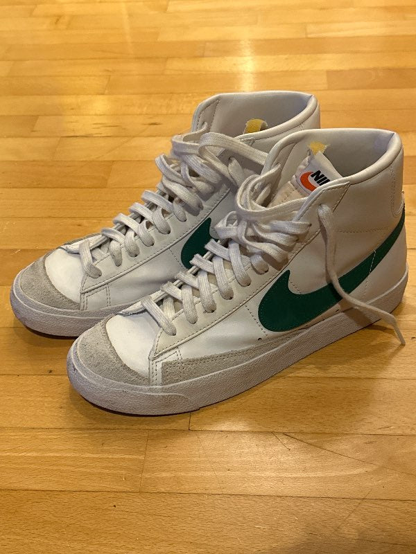 Nike skór grænir