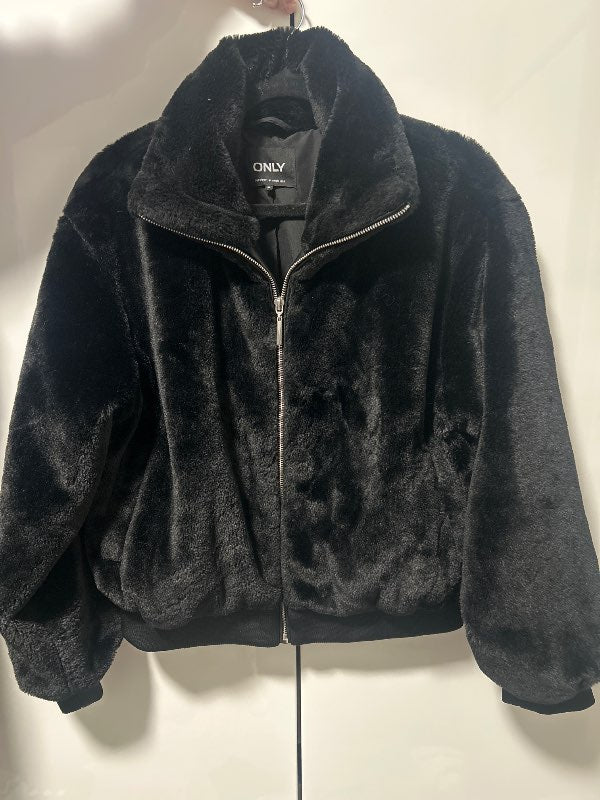 Vero Moda Loðjakki