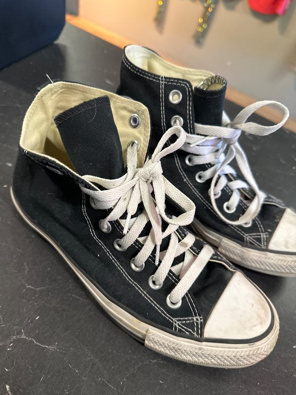 Converse háir