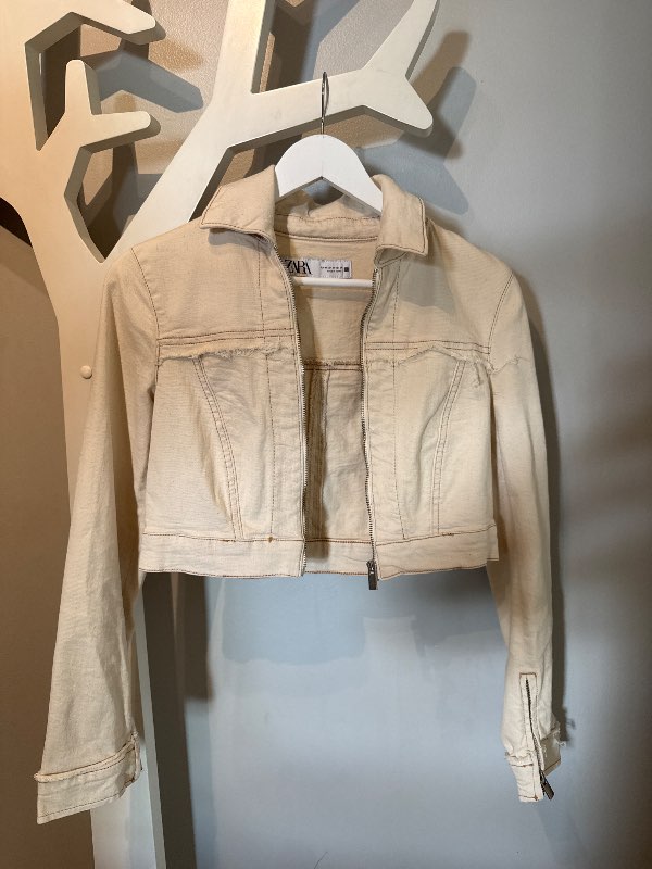 ZARA cropped jakki