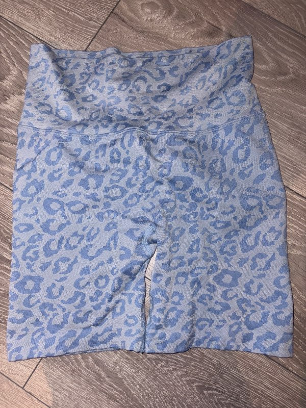 Bláar leopard stuttbuxur