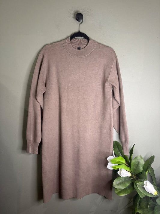 Uniqlo Peysa