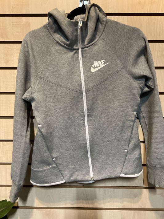 Nike tech