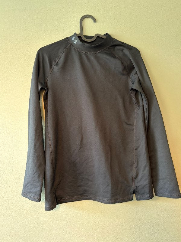 Under armour innan undir peysa