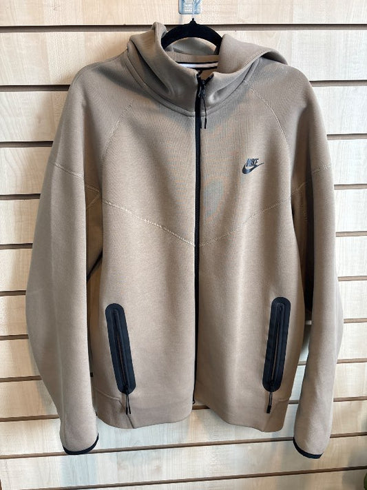 Nike tech fleece