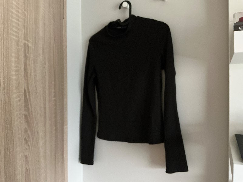 Siðerma kraga bolur svartur