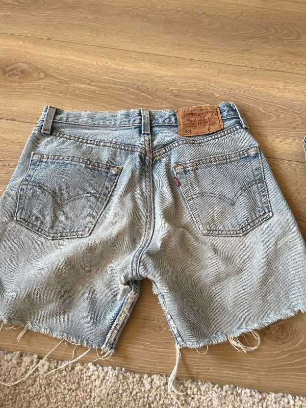 Levi’s gallastuttbuxur