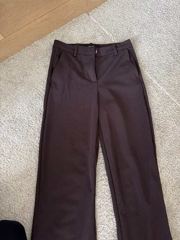 Straightleg buxur vero moda