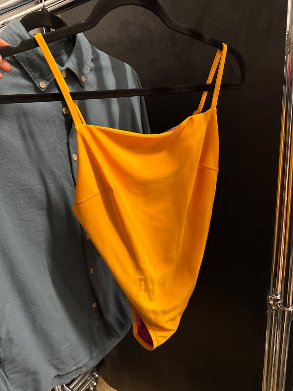 Ónotaður sundbolur (speedo)
