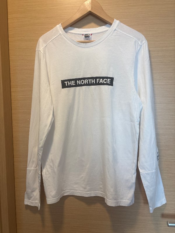 North face peysa