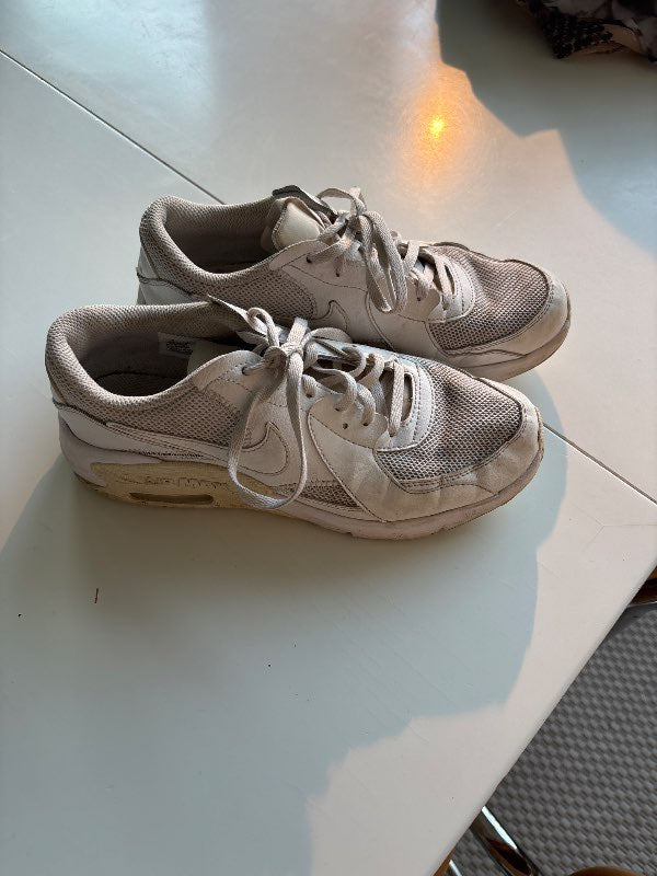 Air max strigaskór hvítir