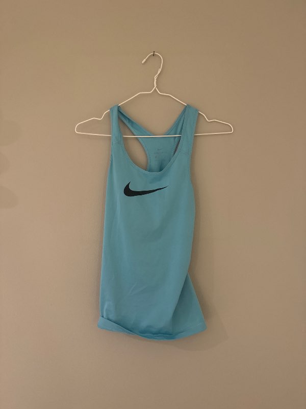 Blár nike bolur