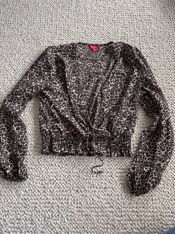Guess leopard blússa