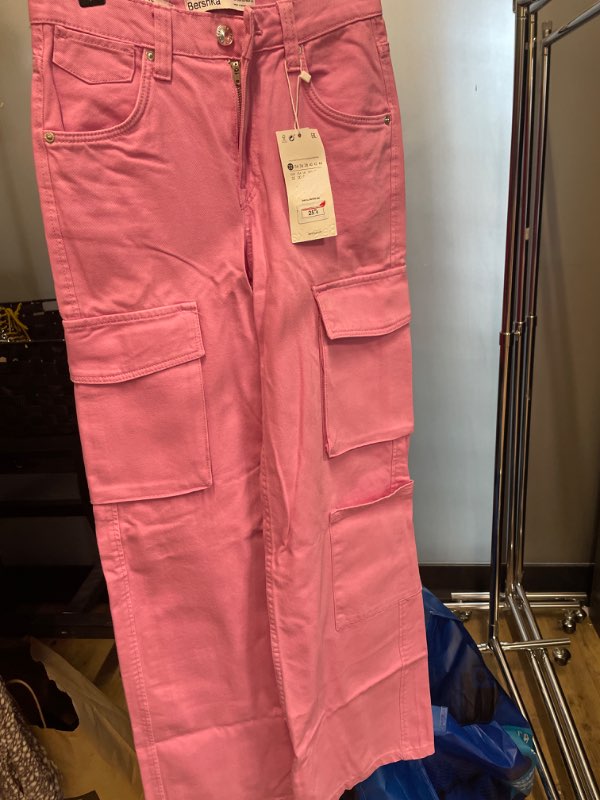 Bleikar bershka buxur