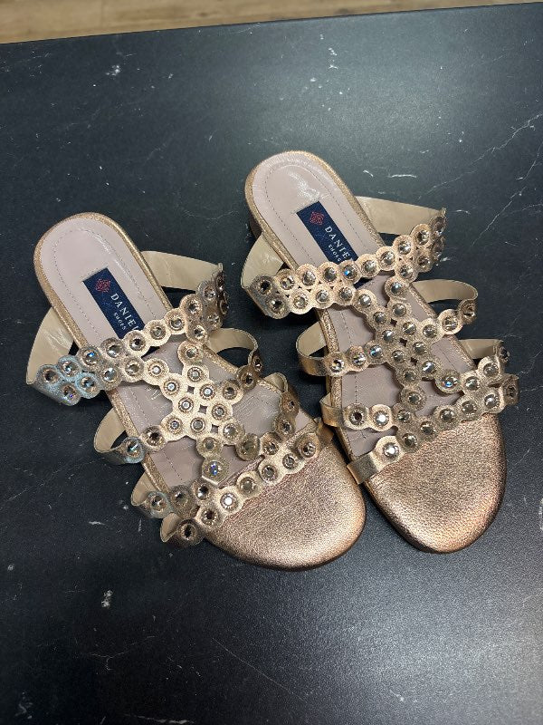 Daniela shoes