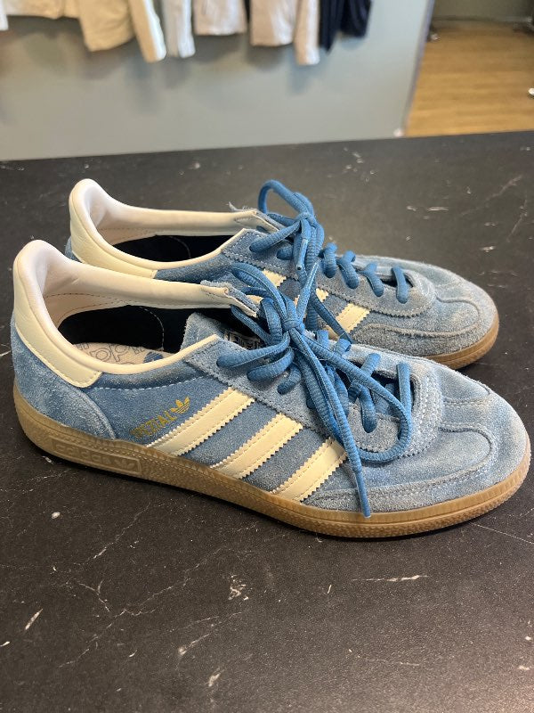 Adidas spezial