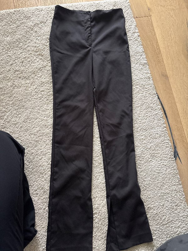 Zara buxur flared