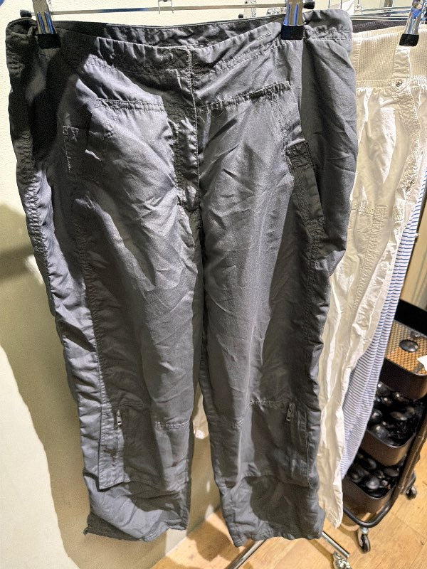Gráar cargo buxur